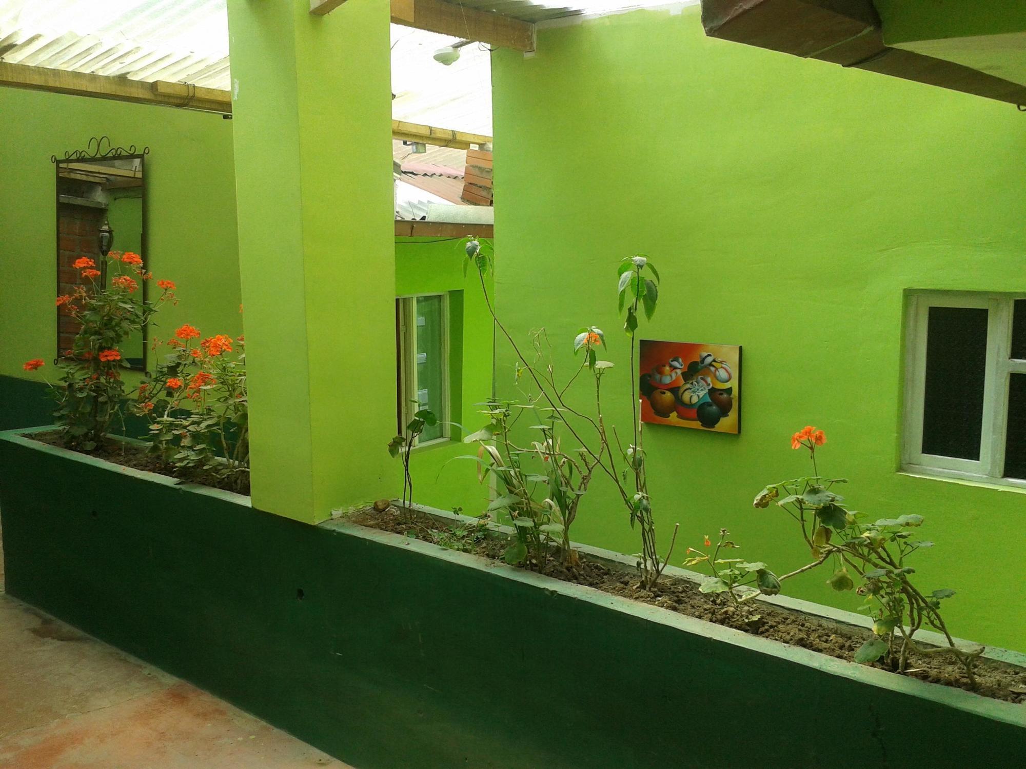 Hostal Isidoros - Terminal De Buses La Paz Dış mekan fotoğraf