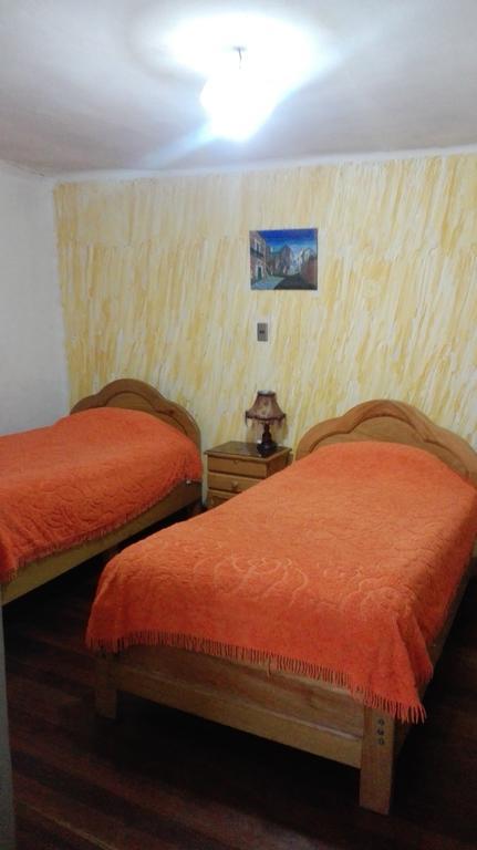 Hostal Isidoros - Terminal De Buses La Paz Dış mekan fotoğraf