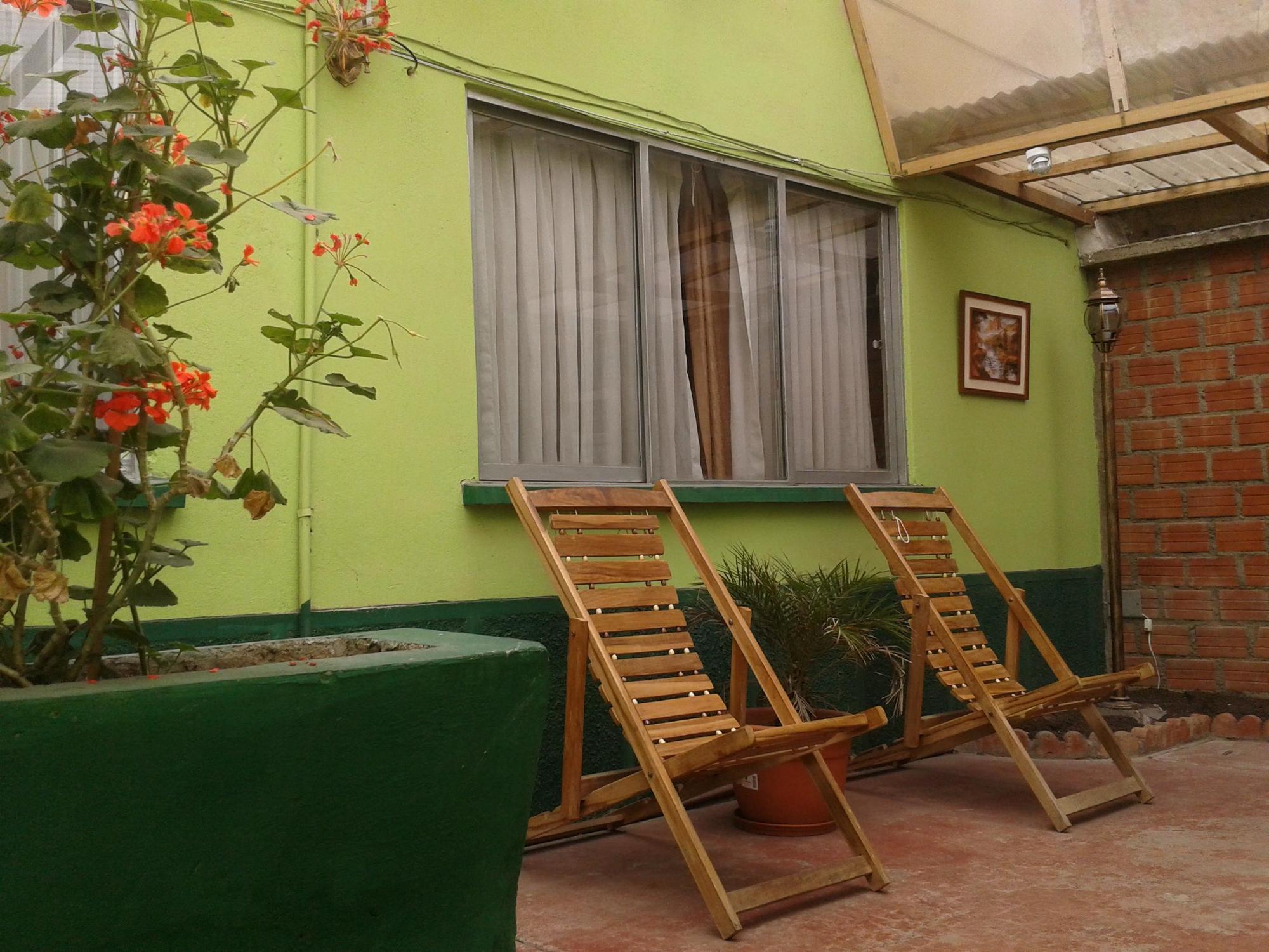 Hostal Isidoros - Terminal De Buses La Paz Dış mekan fotoğraf
